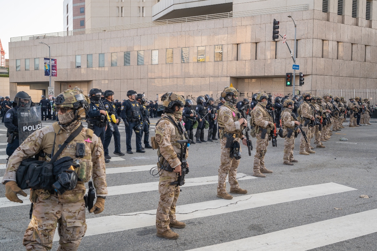 Newsom limita despliegues de Guardia Nacional en California